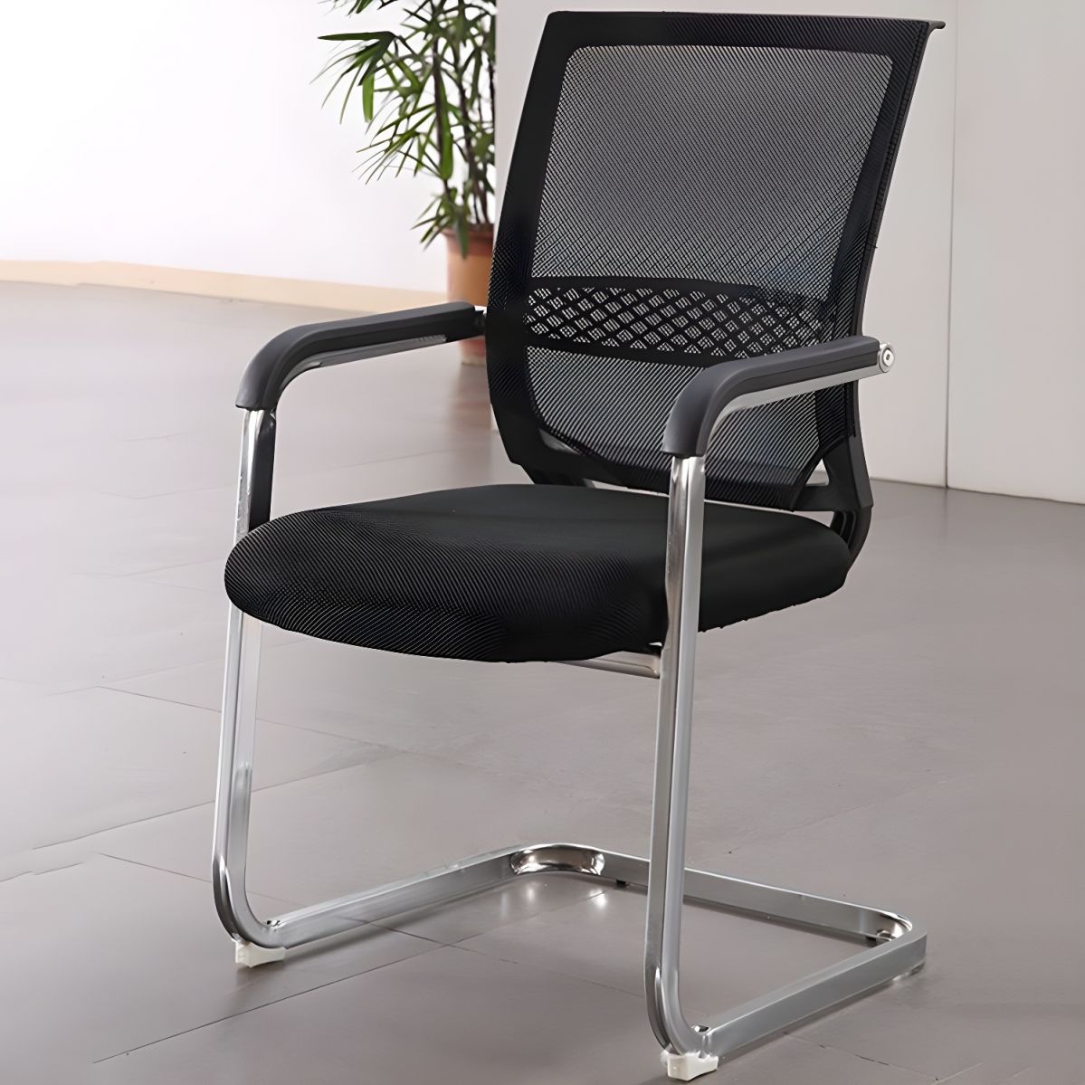 1199x1199-2024-03-03T133234.166.jpg Mesh Modern Conference Chair - Image 1