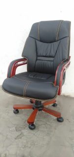 Director's executive office seat (Black) - Image 2