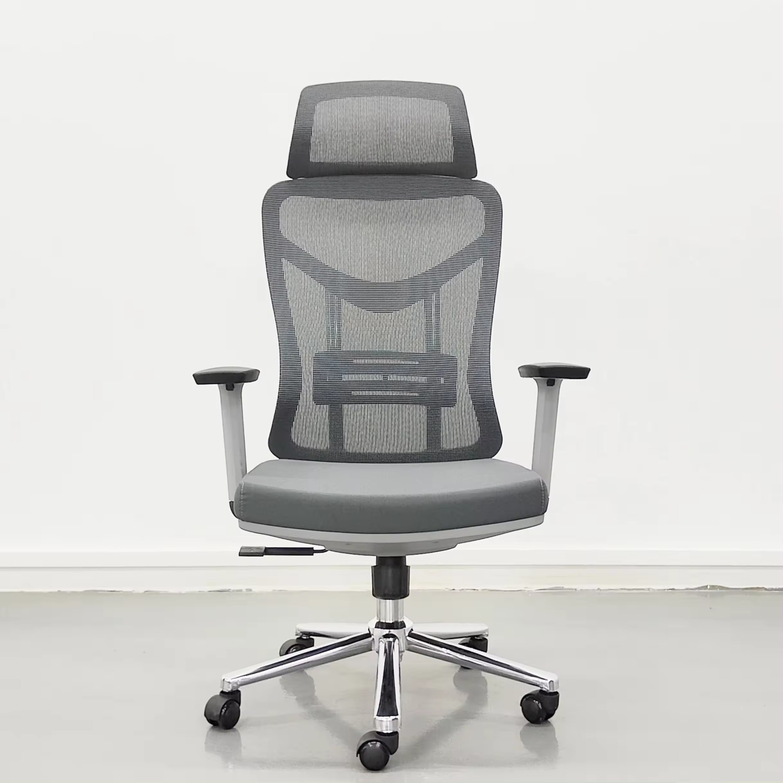 WhatsApp-Image-2024-05-07-at-3.56.01-PM-3.jpeg Ergonomic Upholstered Office Desk Chair - Image 1